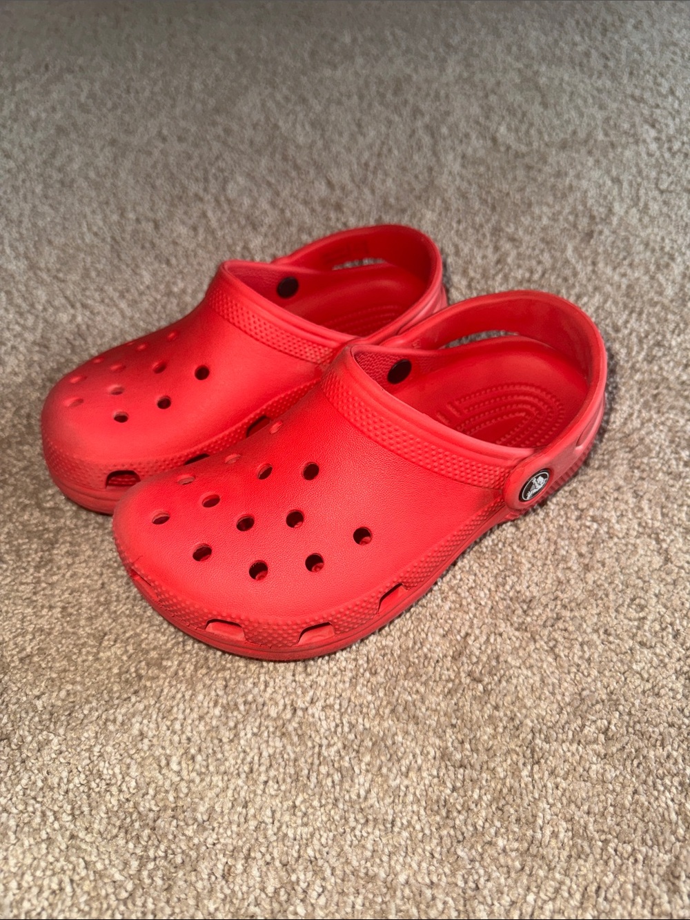Kid Red Crocs - Picture 3 of 3